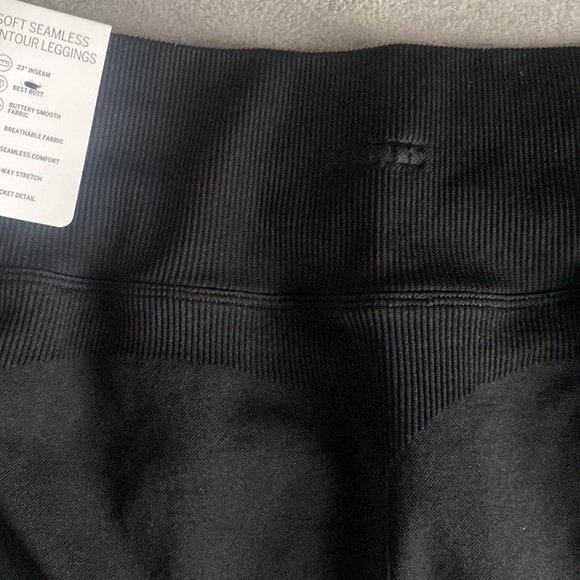PINK Victoria’s Secret Seamless Classic Leggings Black - Picture 9 of 12